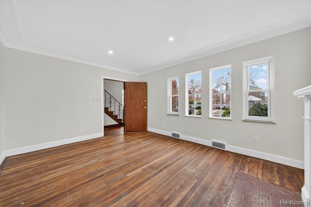 17540 Indiana Street, Detroit, MI 48221