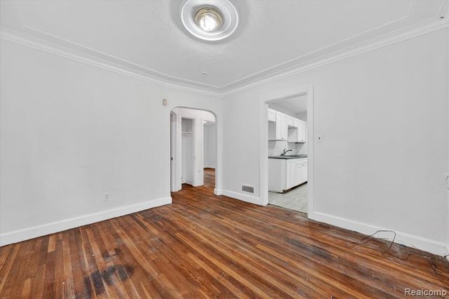 17540 Indiana Street, Detroit, MI 48221