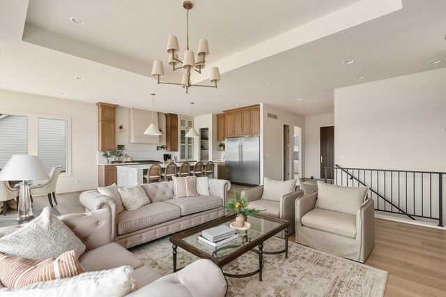 11265 Twilight Drive, West Des Moines, IA 50266