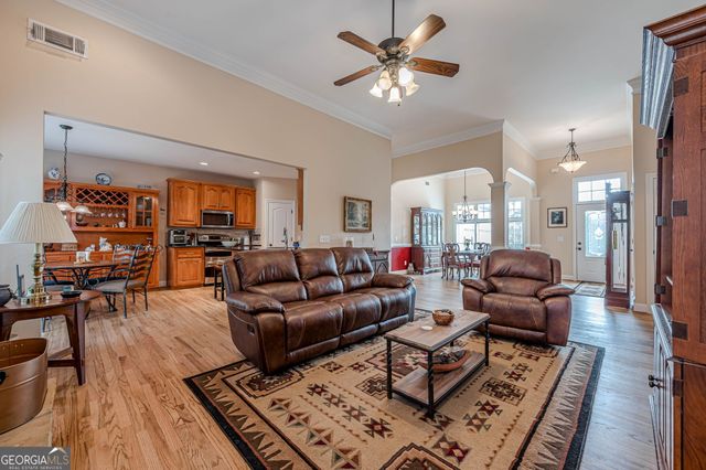 401 Oakwind Drive, Canton, GA 30114