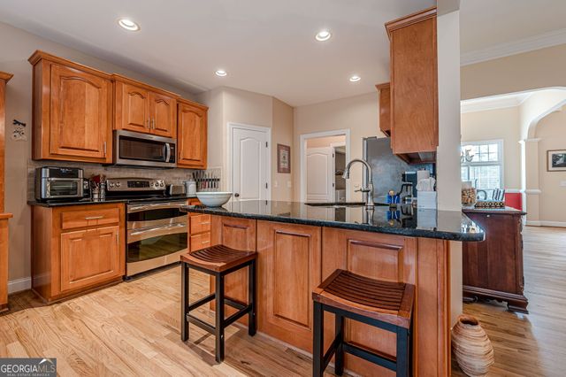 401 Oakwind Drive, Canton, GA 30114