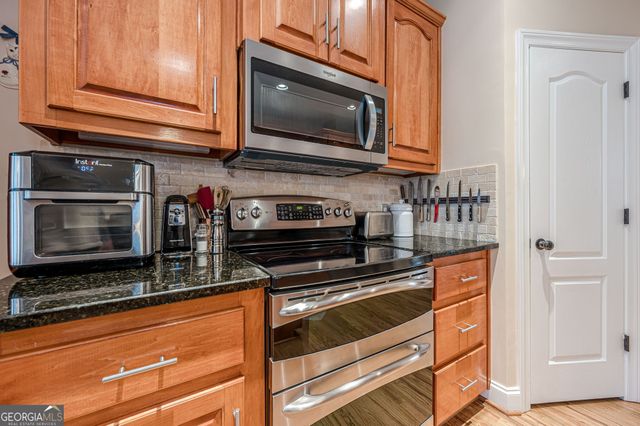 401 Oakwind Drive, Canton, GA 30114