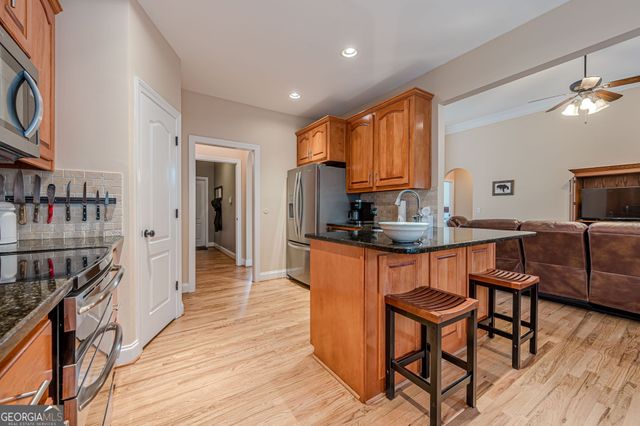 401 Oakwind Drive, Canton, GA 30114