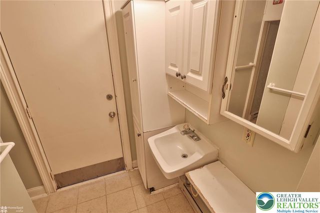 22 South 13th Street, Allentown City, PA 18102