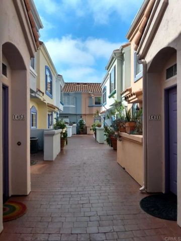 1441 Robinson Ave, San Diego, CA 92103