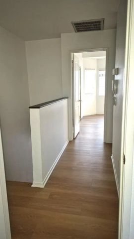 1441 Robinson Ave, San Diego, CA 92103