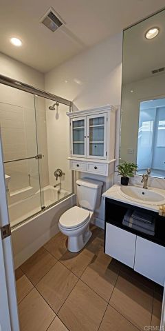 1441 Robinson Ave, San Diego, CA 92103