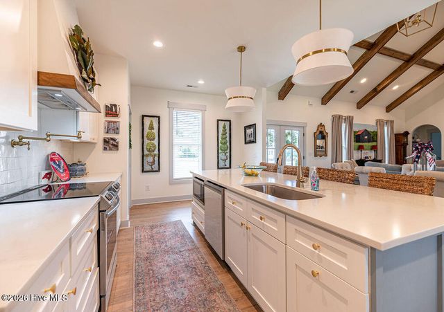 237 Carriage Park Drive, West End, NC 27376