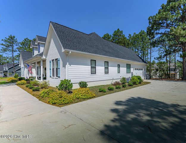237 Carriage Park Drive, West End, NC 27376