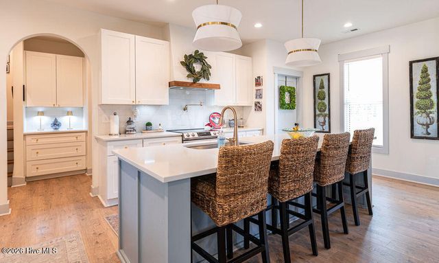 237 Carriage Park Drive, West End, NC 27376