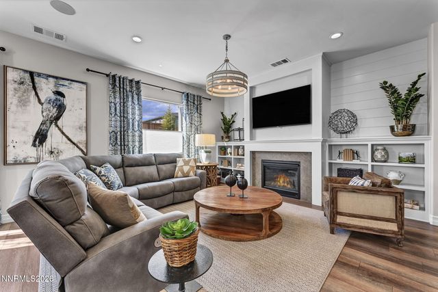 283 Azimuth Way, Reno, NV 89439