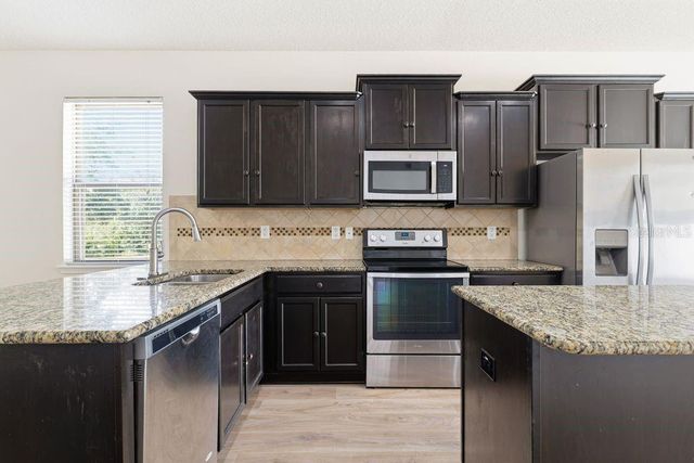 9004 MOUNTAIN MAGNOLIA DRIVE, Riverview, FL 33578