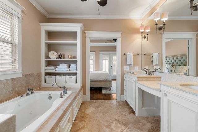 316 Aurora Street, Houston, TX 77008