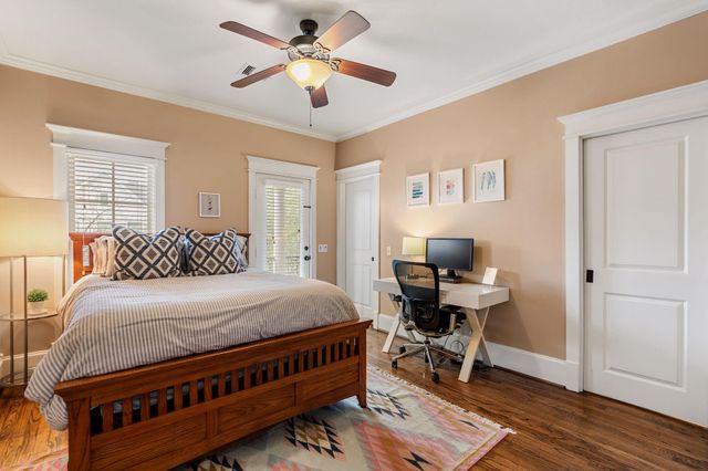 316 Aurora Street, Houston, TX 77008