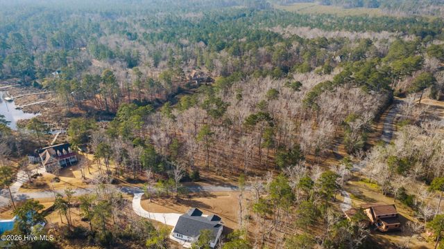 280 Winding Creek Drive, Oriental, NC 28571