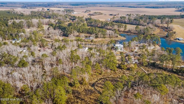 280 Winding Creek Drive, Oriental, NC 28571