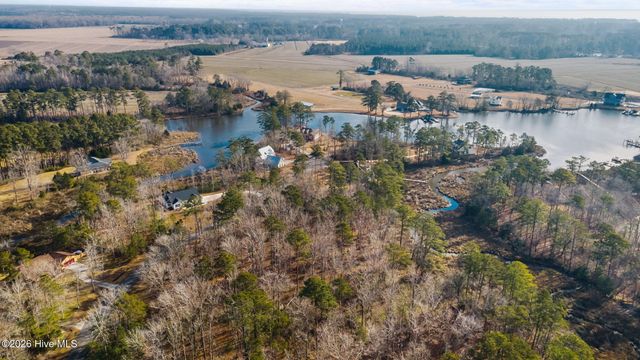 280 Winding Creek Drive, Oriental, NC 28571