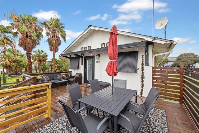 1326 Ross Ave, Port Aransas, TX 78373