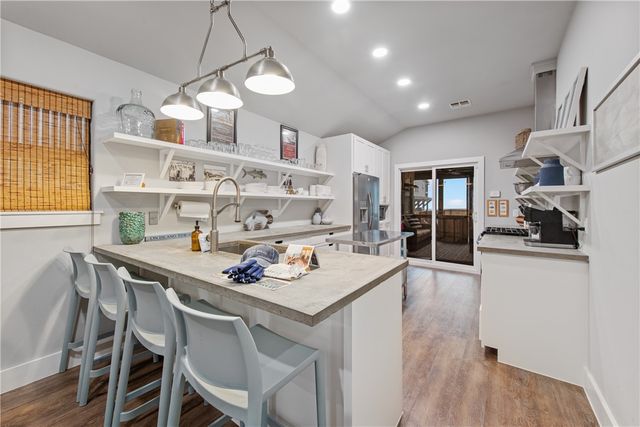 1326 Ross Ave, Port Aransas, TX 78373