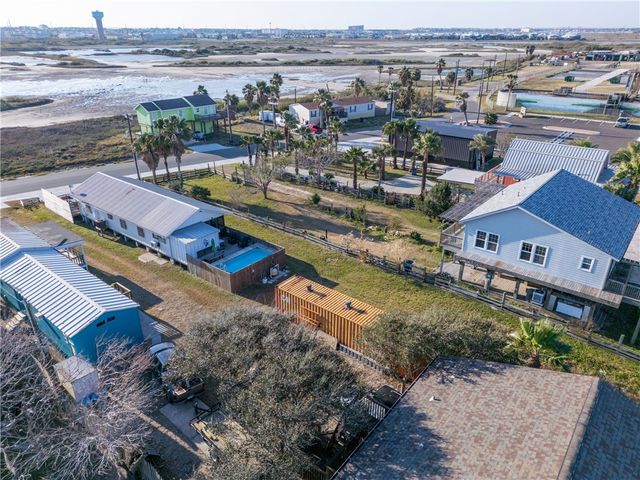 1326 Ross Ave, Port Aransas, TX 78373