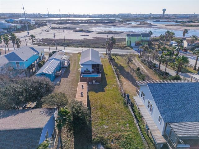 1326 Ross Ave, Port Aransas, TX 78373