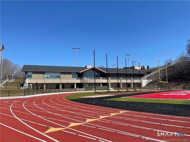 61 8th Street, Derby, CT 06418