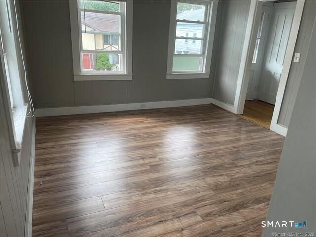 61 8th Street, Derby, CT 06418