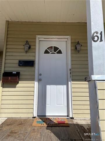 61 8th Street, Derby, CT 06418