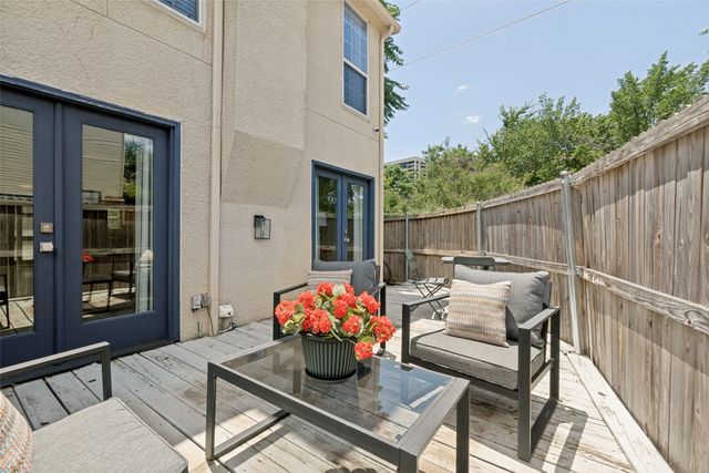 4017 Buena Vista Street 104, Dallas, TX 75204
