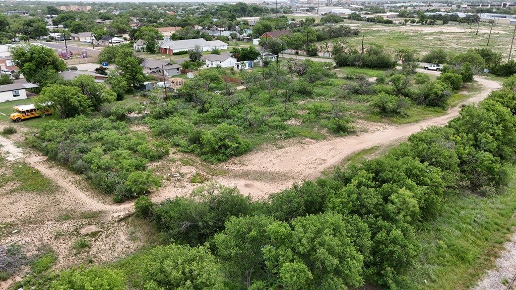 Image 2 of property listing at 0 17th St 0.255, San Angelo, TX 76903
