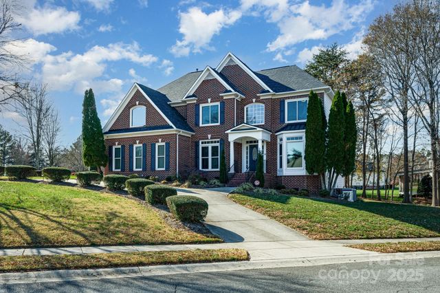 10927 Parkleigh Drive, Charlotte, NC 28262