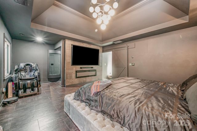 10927 Parkleigh Drive, Charlotte, NC 28262