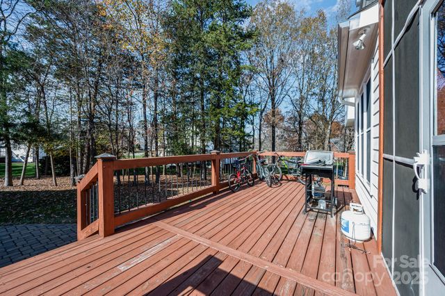 10927 Parkleigh Drive, Charlotte, NC 28262