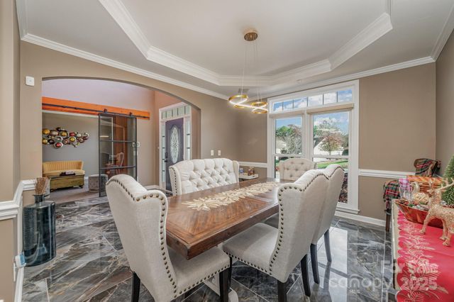 10927 Parkleigh Drive, Charlotte, NC 28262