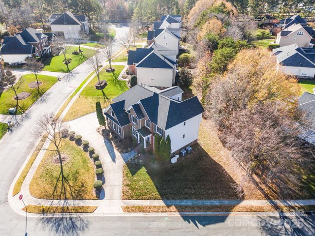 10927 Parkleigh Drive, Charlotte, NC 28262