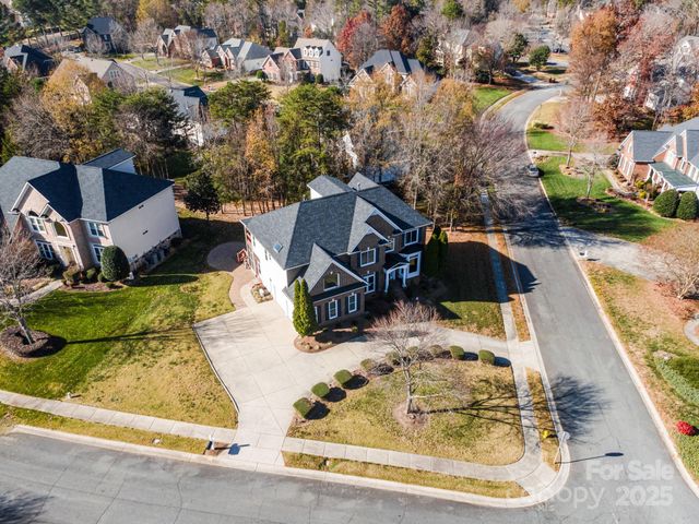 10927 Parkleigh Drive, Charlotte, NC 28262