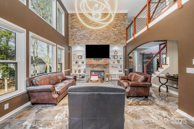 10927 Parkleigh Drive, Charlotte, NC 28262