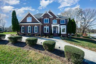 10927 Parkleigh Drive, Charlotte, NC 28262