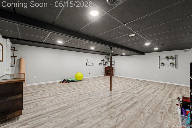 31027 Dawson Street, Garden City, MI 48135