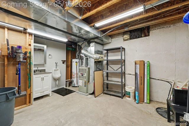 31027 Dawson Street, Garden City, MI 48135