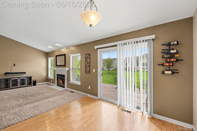 31027 Dawson Street, Garden City, MI 48135