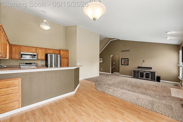 31027 Dawson Street, Garden City, MI 48135