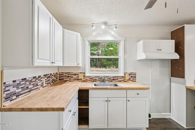 4158 Shock Overton Road, Oxford, NC 27565