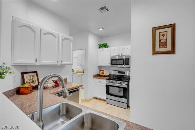 2050 West Warm Springs Road 4322, Henderson, NV 89014