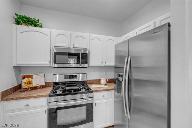 2050 West Warm Springs Road 4322, Henderson, NV 89014