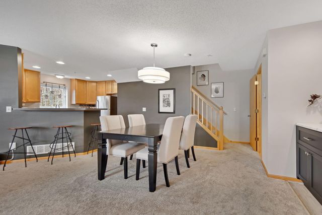 18636 Joplin Avenue 104, Lakeville, MN 55044