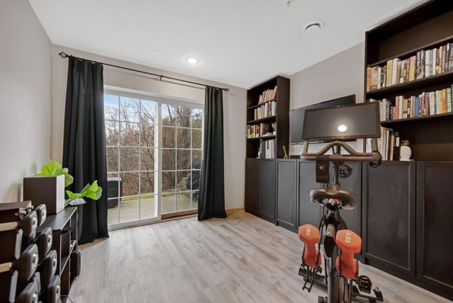 18636 Joplin Avenue 104, Lakeville, MN 55044