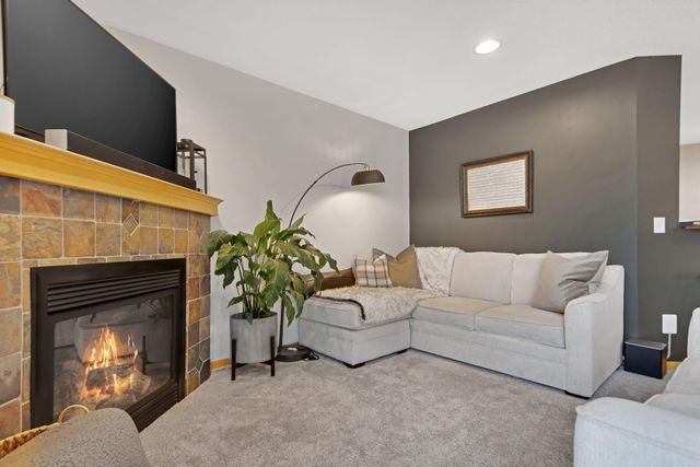 18636 Joplin Avenue 104, Lakeville, MN 55044