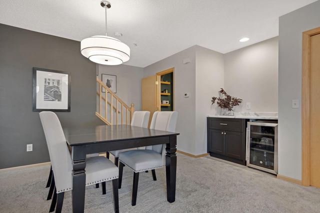 18636 Joplin Avenue 104, Lakeville, MN 55044