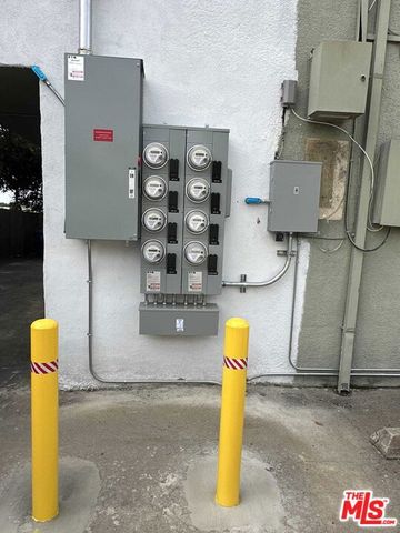 836 Ashland Avenue, Santa Monica, CA 90405